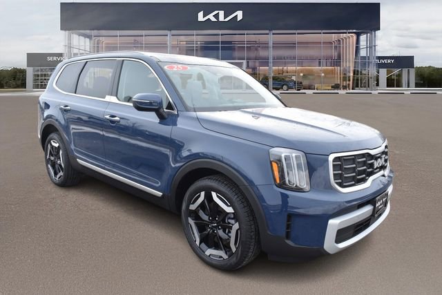 New 2025 Kia Telluride S image 1