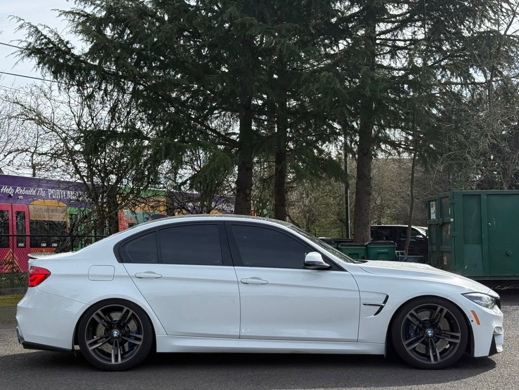 Used 2018 BMW M3 image 6