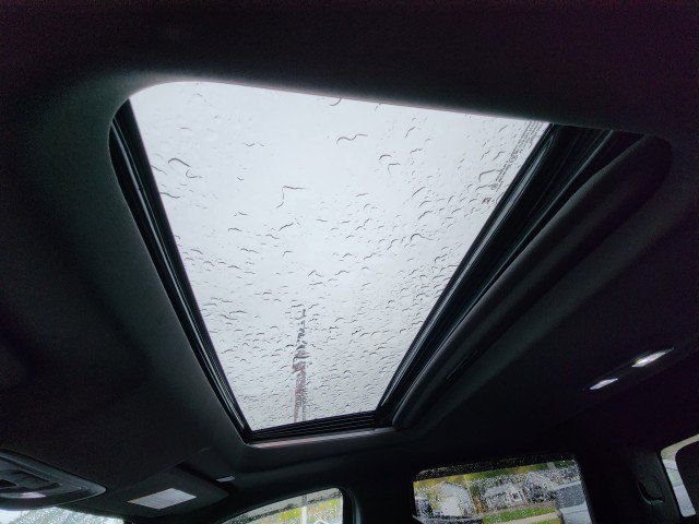 Used 2024 Chevrolet Silverado 1500 ZR2 w/ Technology Package image 35