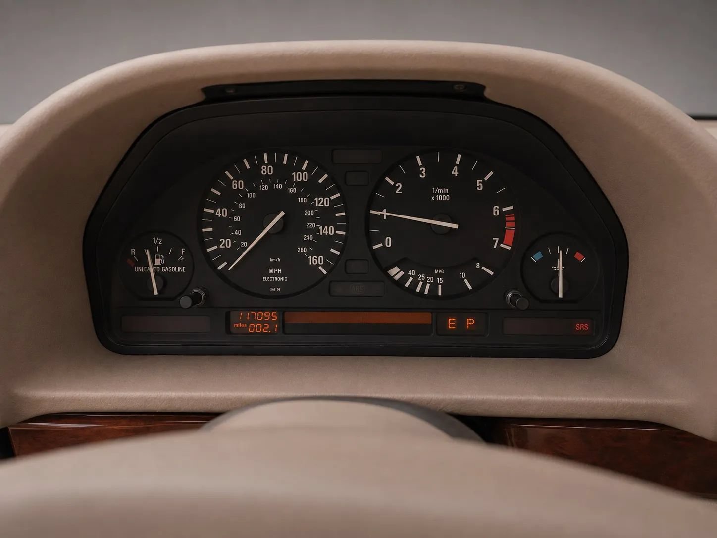 Used 1991 BMW 735iL RWD image 17