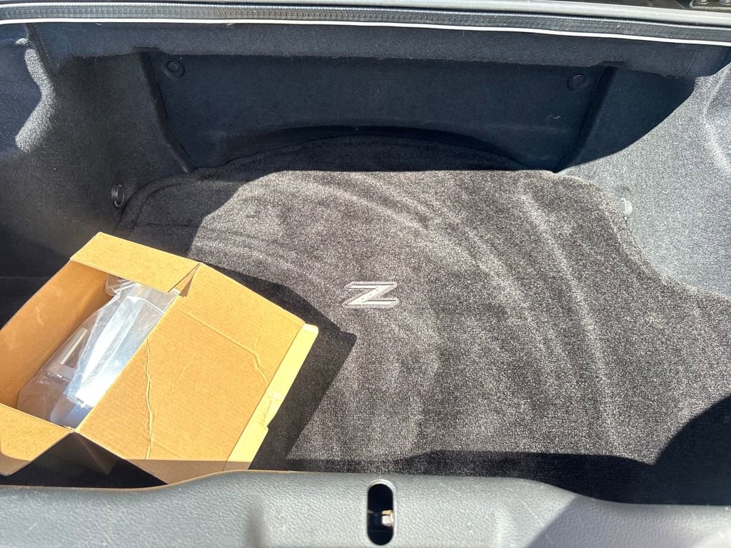 Used 2006 Nissan 350Z Touring image 25