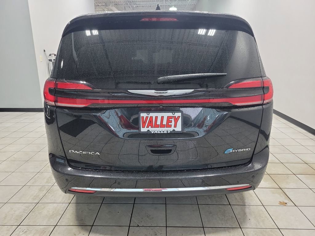 Used 2023 Chrysler Pacifica Limited image 15
