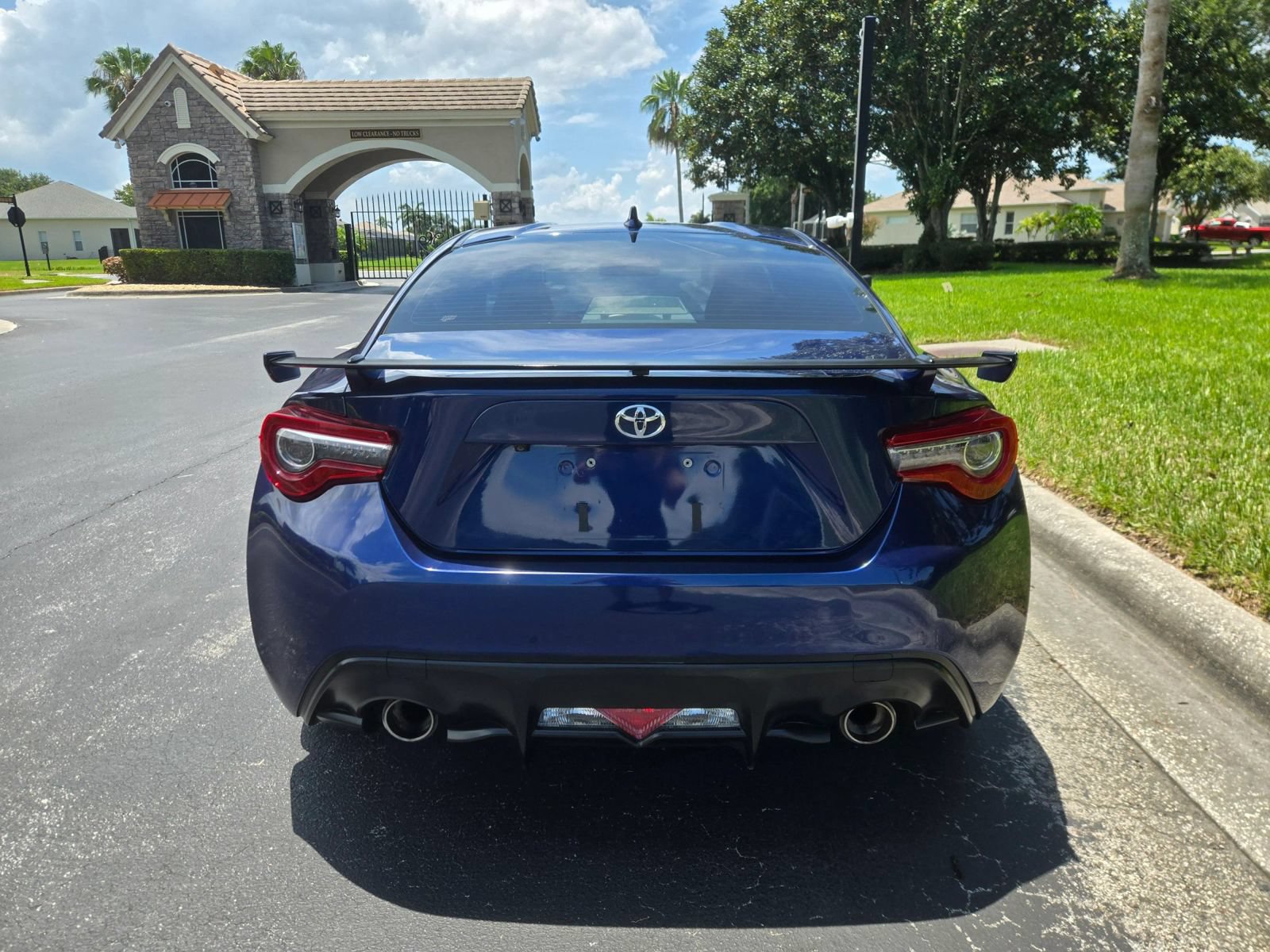 Used 2019 Toyota 86 RWD image 6