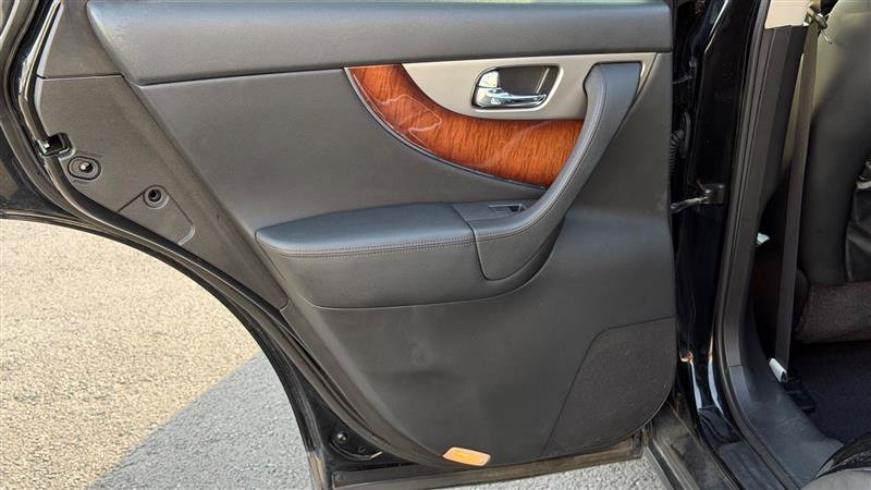 Used 2014 INFINITI QX70 2WD w/ Premium Package image 43