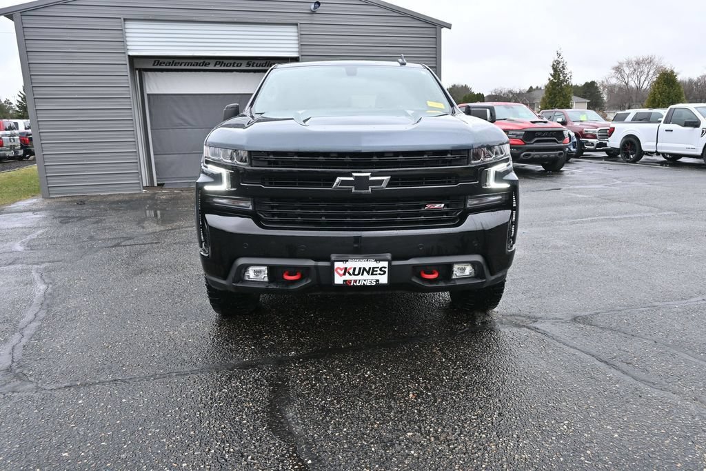 Used 2022 Chevrolet Silverado 1500 LT Trail Boss w/ Safety Package AWD/4WD image 3