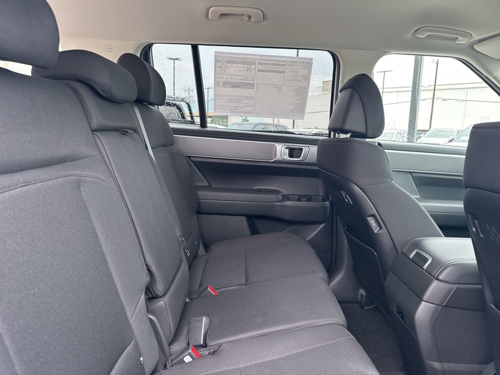 New 2026 Hyundai Santa Fe SE image 13