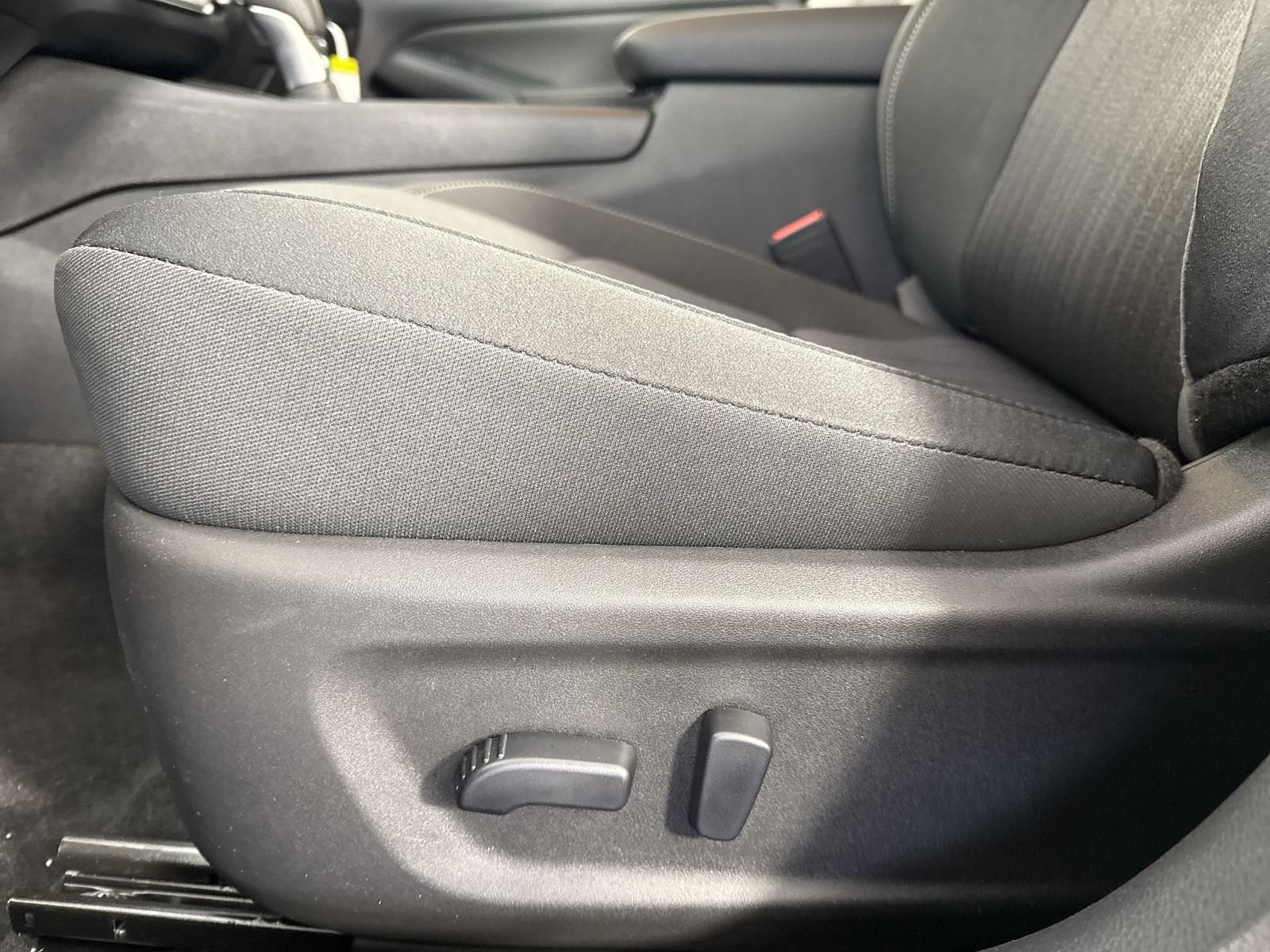 New 2026 Nissan Altima 2.5 SV AWD/4WD image 21