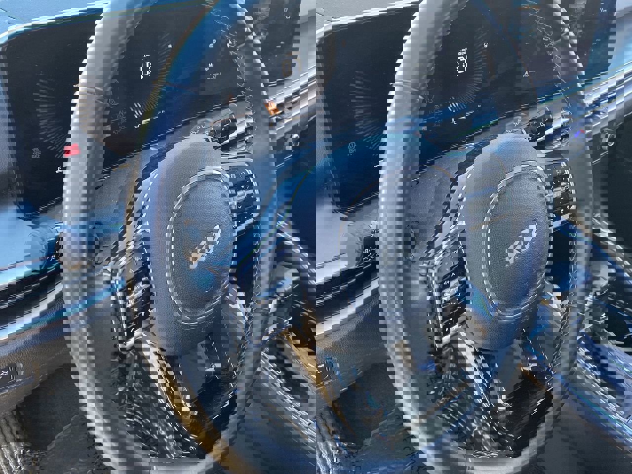 Used 2024 Kia Sorento S image 12