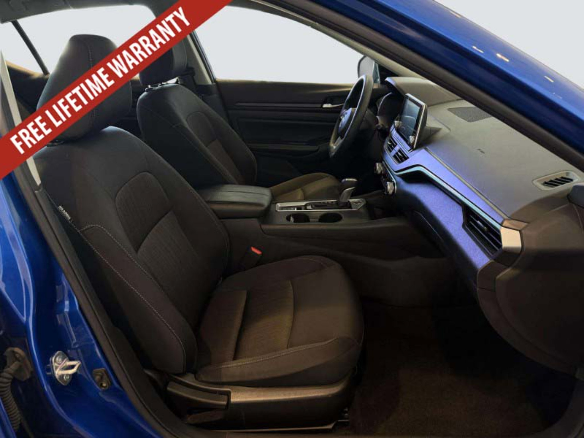Used 2025 Nissan Altima 2.5 SV AWD/4WD image 31