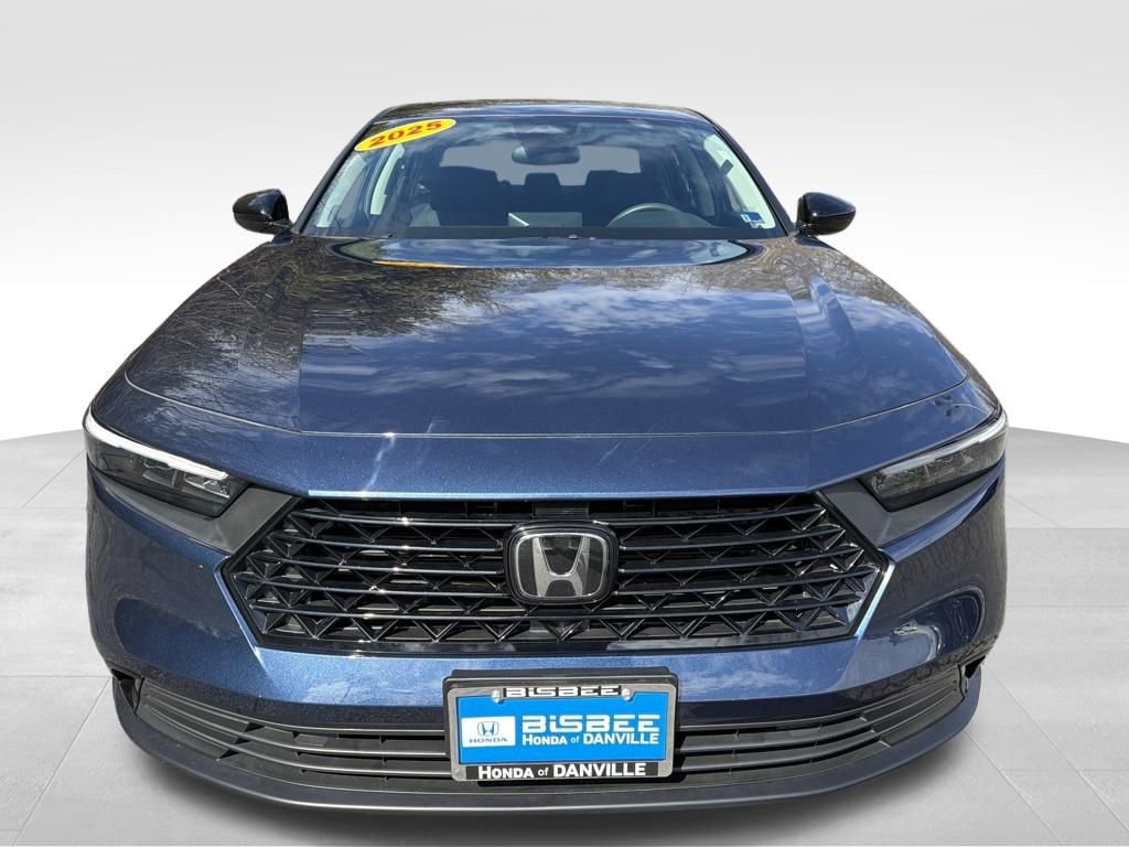 Used 2025 Honda Accord SE image 11