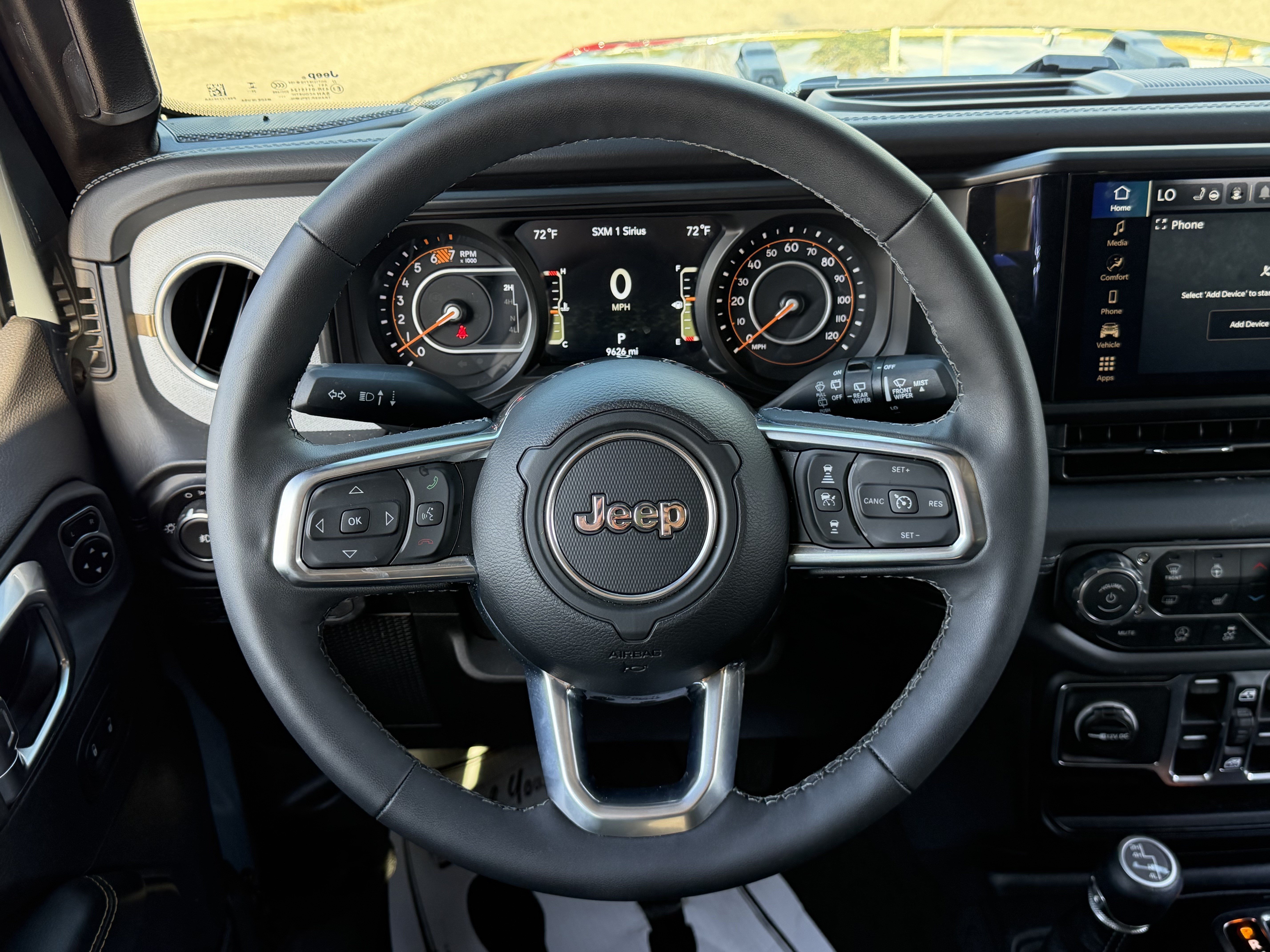 Used 2026 Jeep Wrangler Unlimited Sahara AWD/4WD image 17