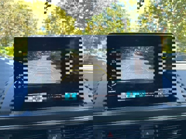 Used 2023 Honda Pilot EX-L image 9