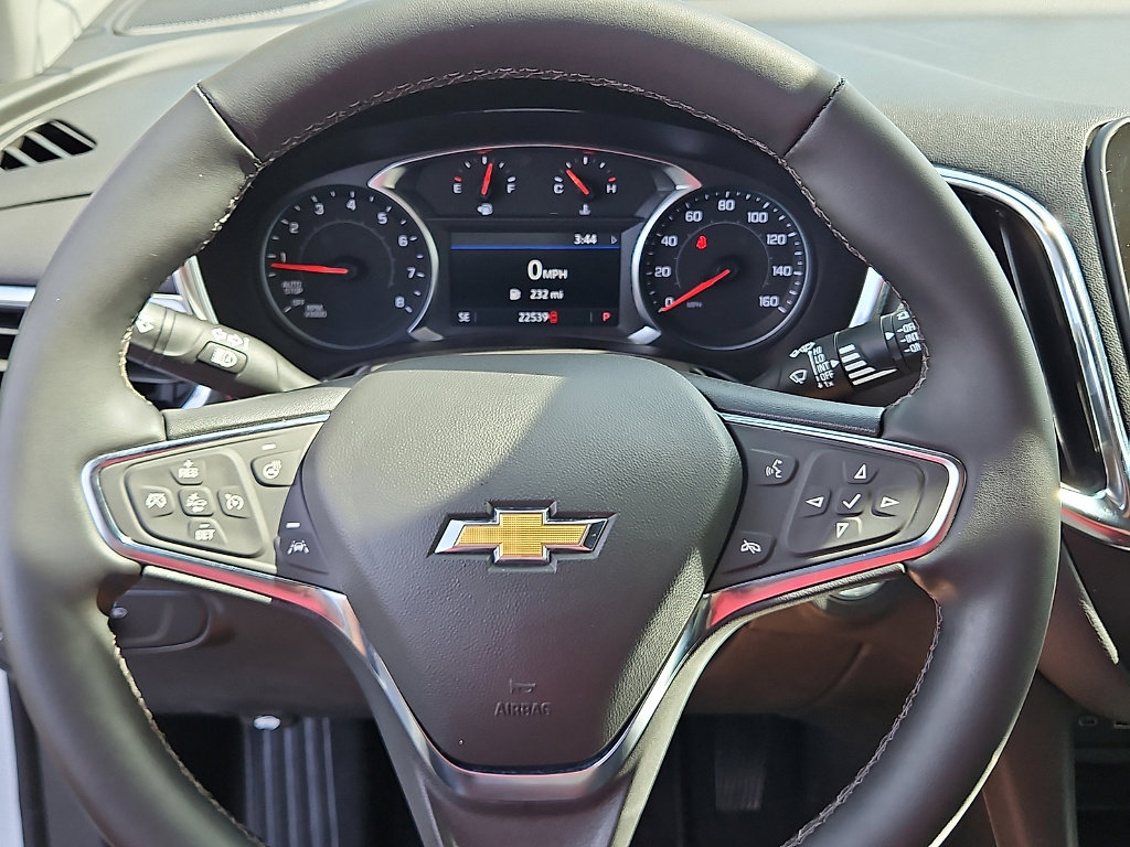 Used 2024 Chevrolet Equinox LT FWD image 14