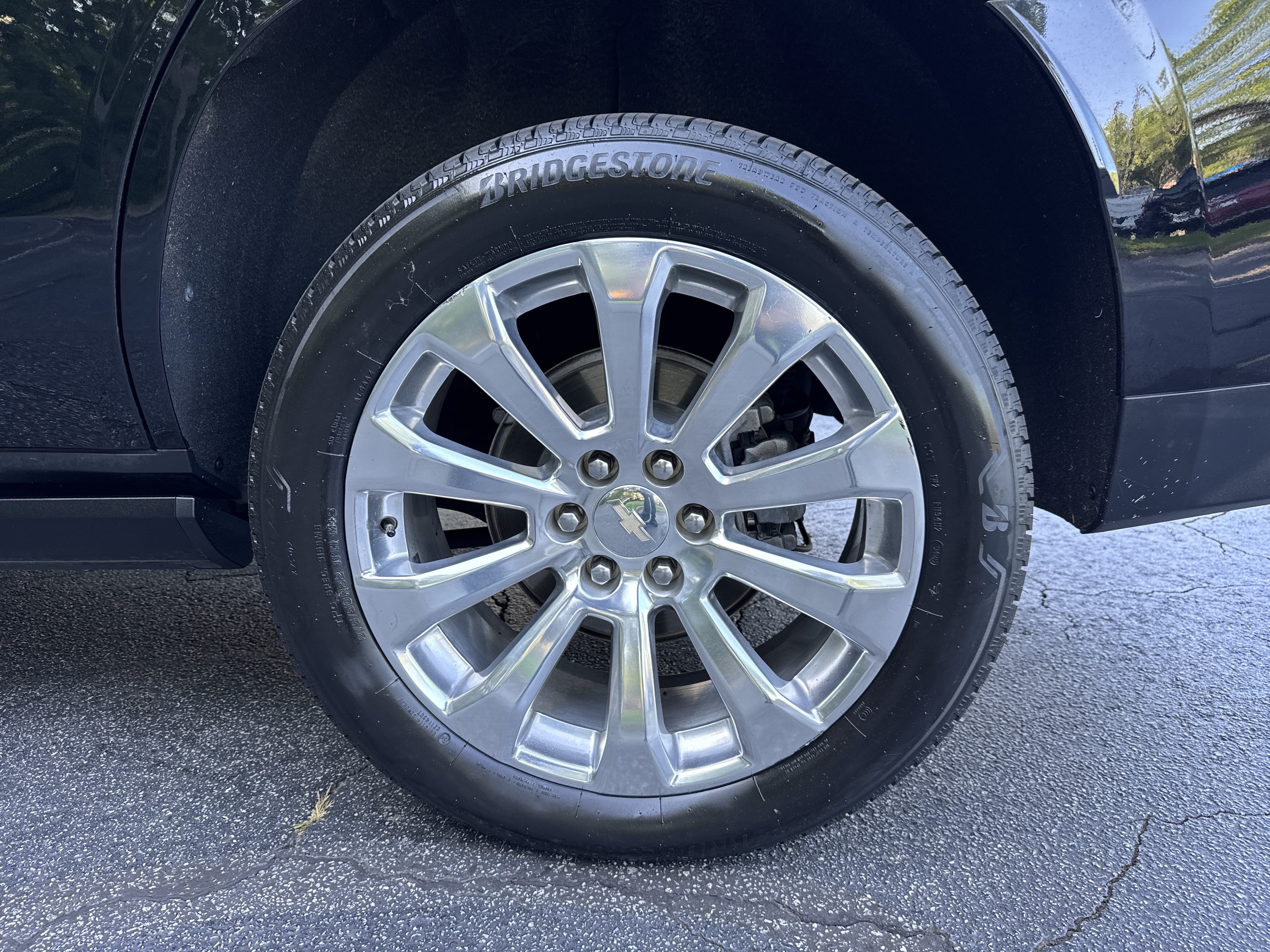 Certified 2023 Chevrolet Tahoe Premier w/ Premium Package 2 AWD/4WD image 18