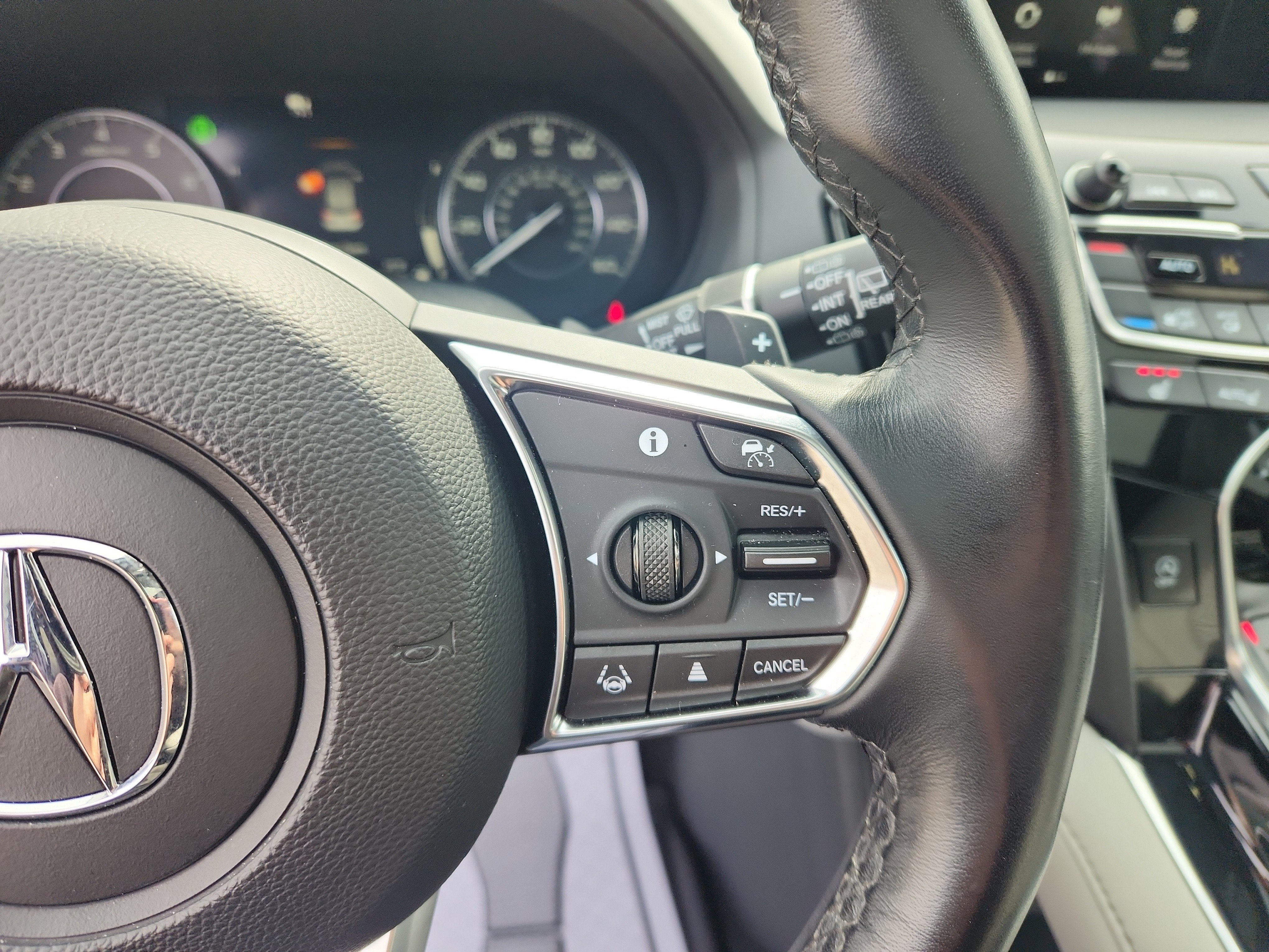 Used 2023 Acura RDX FWD w/ Technology Package image 21