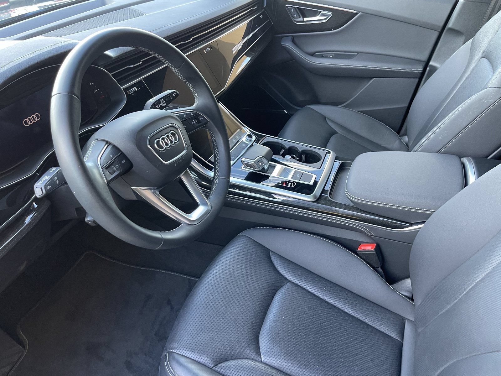 Used 2025 Audi Q7 2.0T Premium Plus w/ Premium Plus Package AWD/4WD image 19