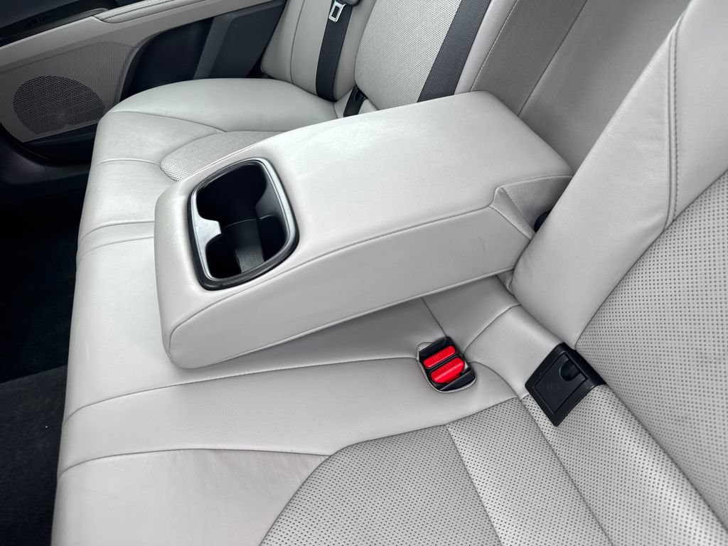 Used 2022 Toyota Camry XLE AWD/4WD image 35