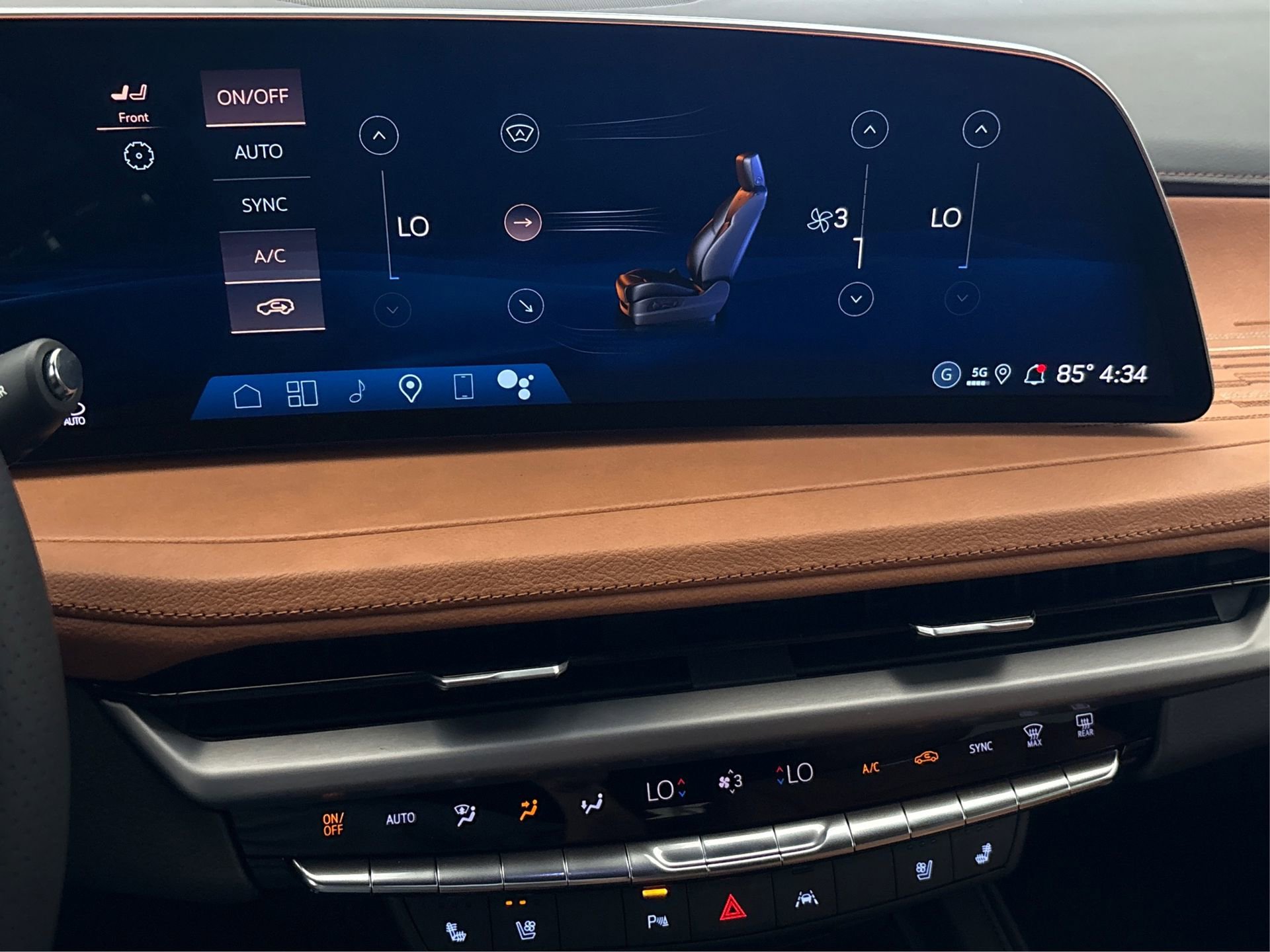 New 2025 Cadillac XT4 Sport w/ LPO, Bronce Accent Package image 26