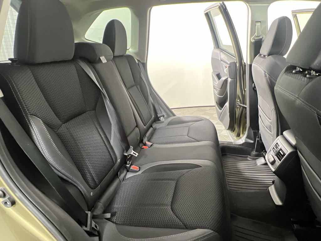 Used 2024 Subaru Forester Premium AWD/4WD image 27