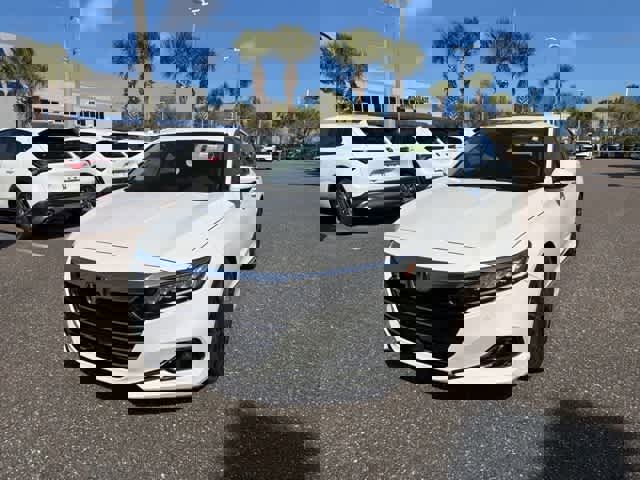 Used 2021 Honda Accord Touring image 3