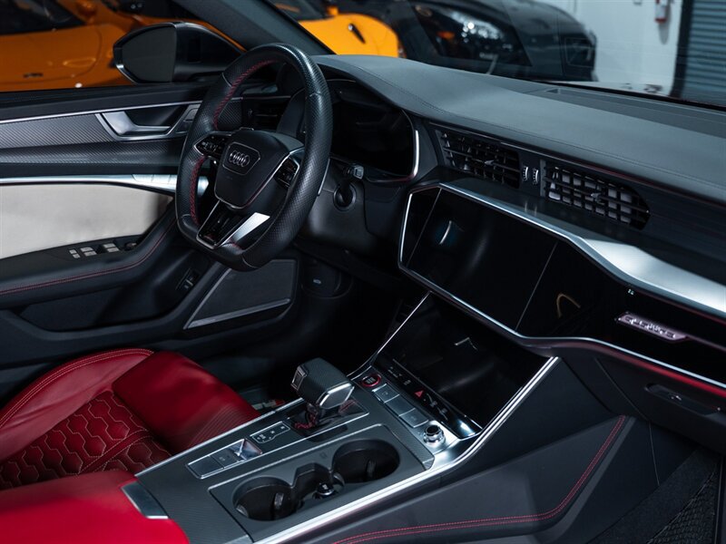 Used 2022 Audi RS 6 AWD/4WD image 56