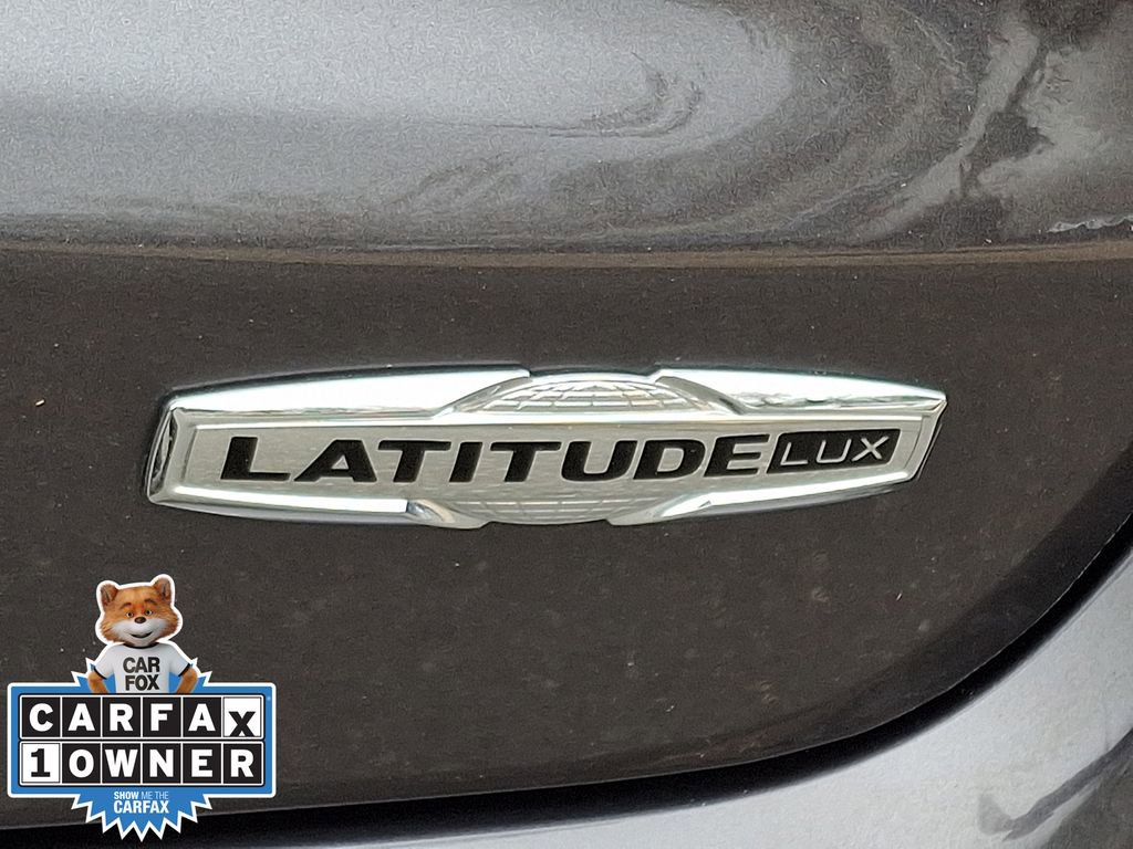 Used 2023 Jeep Compass Latitude image 30