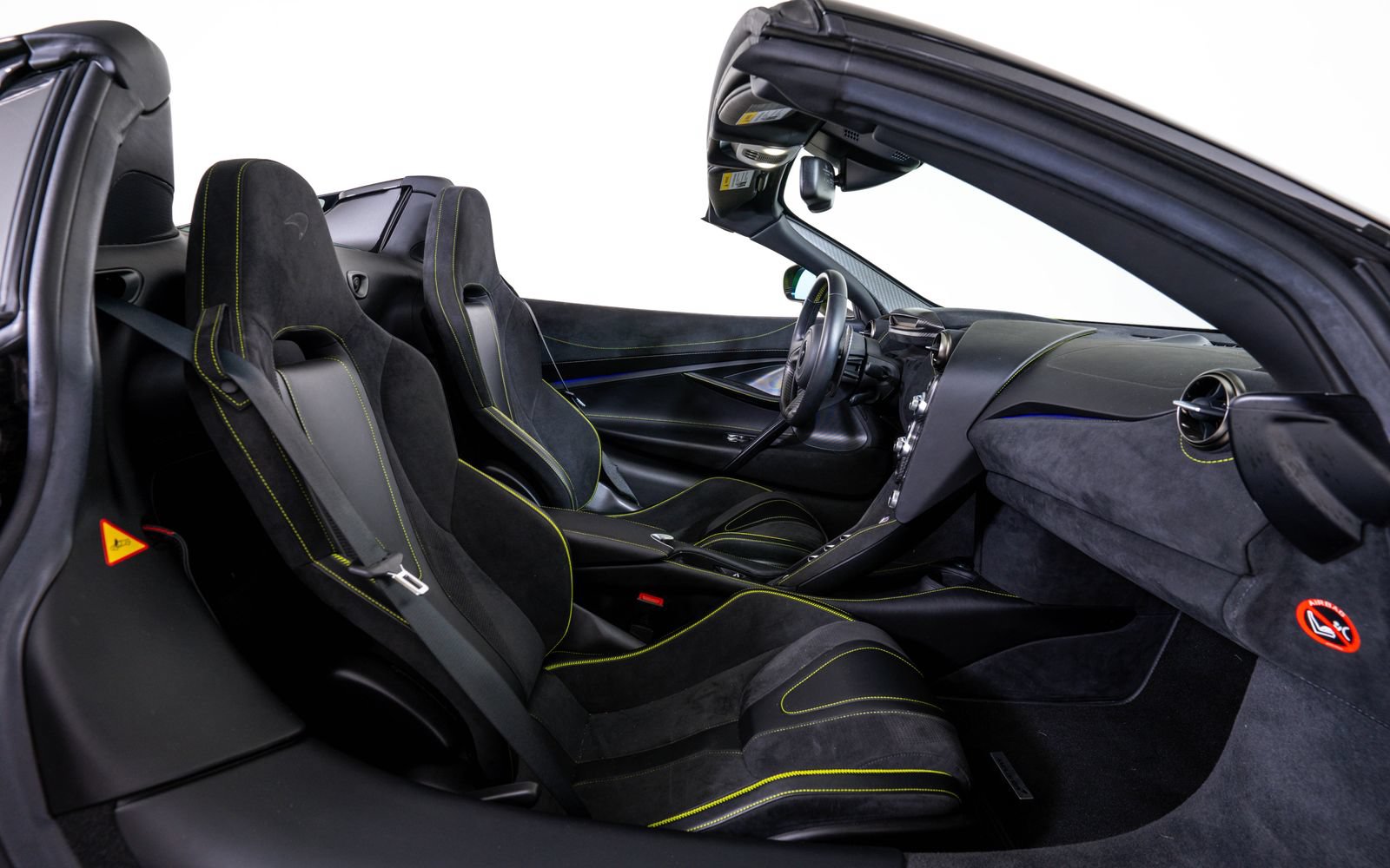 Used 2022 McLaren 720S Performance RWD image 26