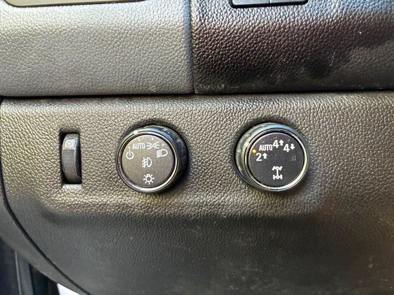 Used 2019 Chevrolet Colorado Z71 AWD/4WD image 11