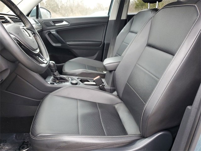 Used 2021 Volkswagen Tiguan SEL image 25