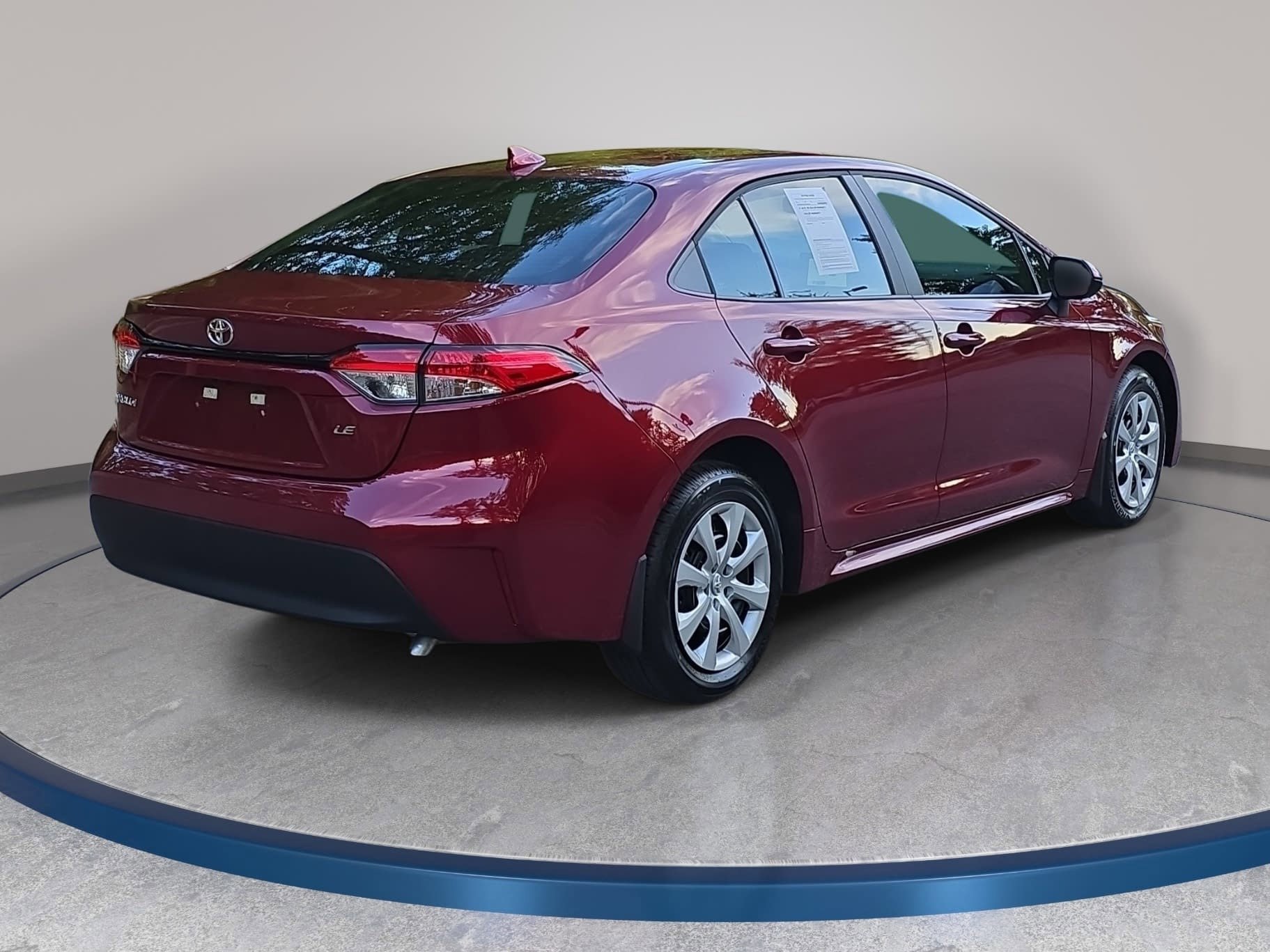Used 2026 Toyota Corolla LE image 5