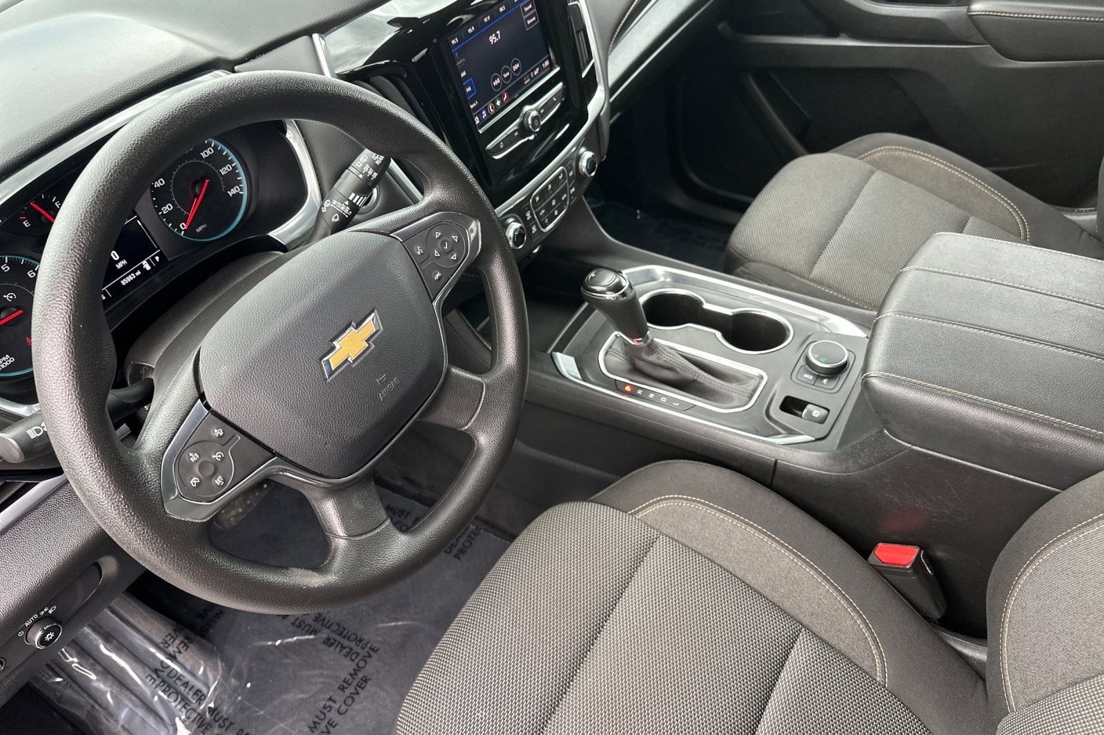 Used 2020 Chevrolet Traverse LS image 11