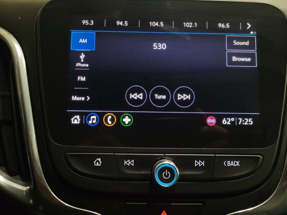 Used 2019 Chevrolet Equinox Premier image 25