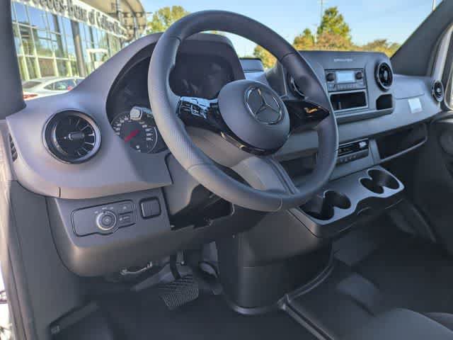 Used 2026 Mercedes-Benz Sprinter 2500 image 10