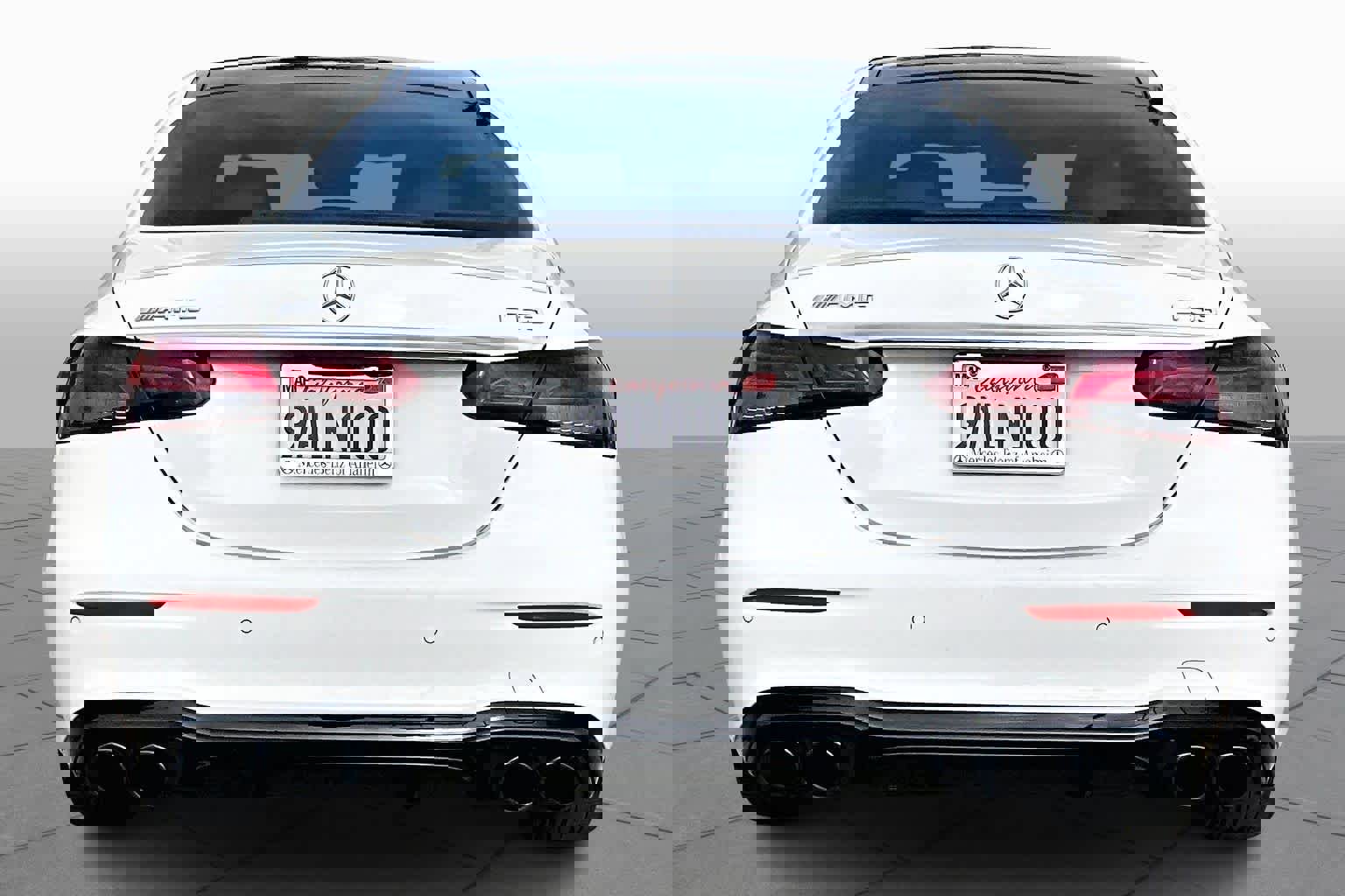 Used 2022 Mercedes-Benz E 53 AMG 4MATIC Sedan image 4