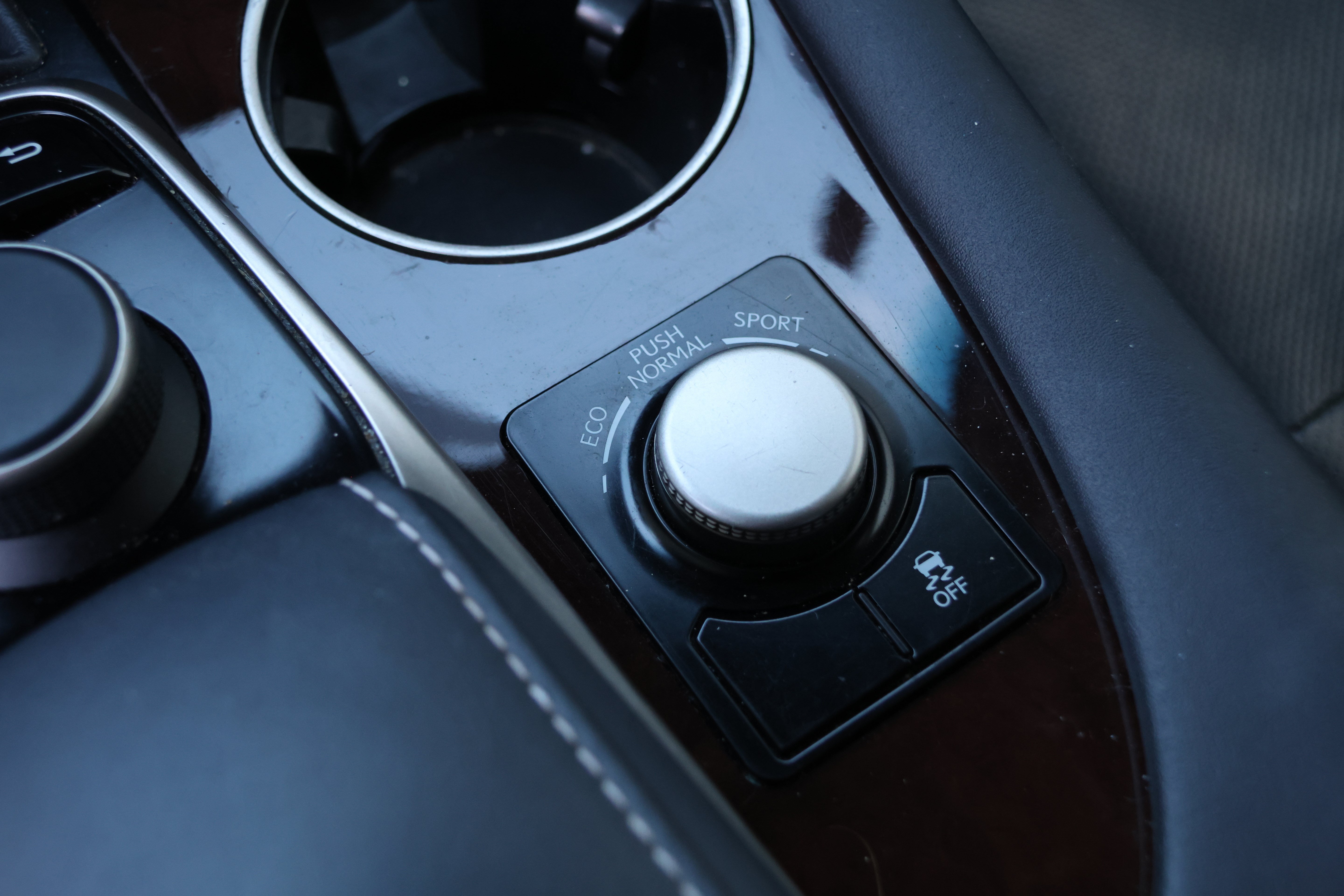 Used 2019 Lexus RX 350 FWD w/ Premium Package image 26