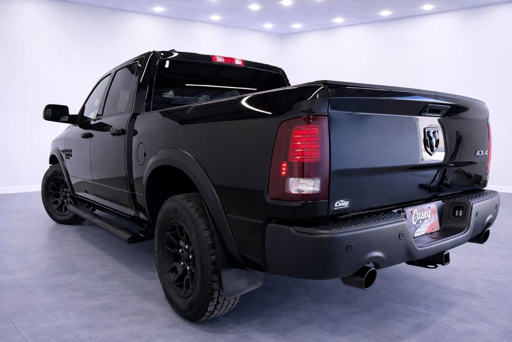 Used 2022 RAM 1500 Classic SLT AWD/4WD image 6