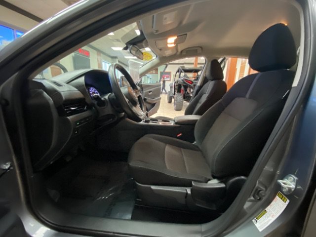 Used 2025 Nissan Sentra SV FWD image 20