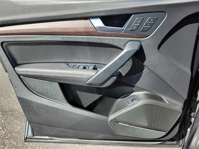 Used 2024 Audi Q5 2.0T Premium Plus image 12