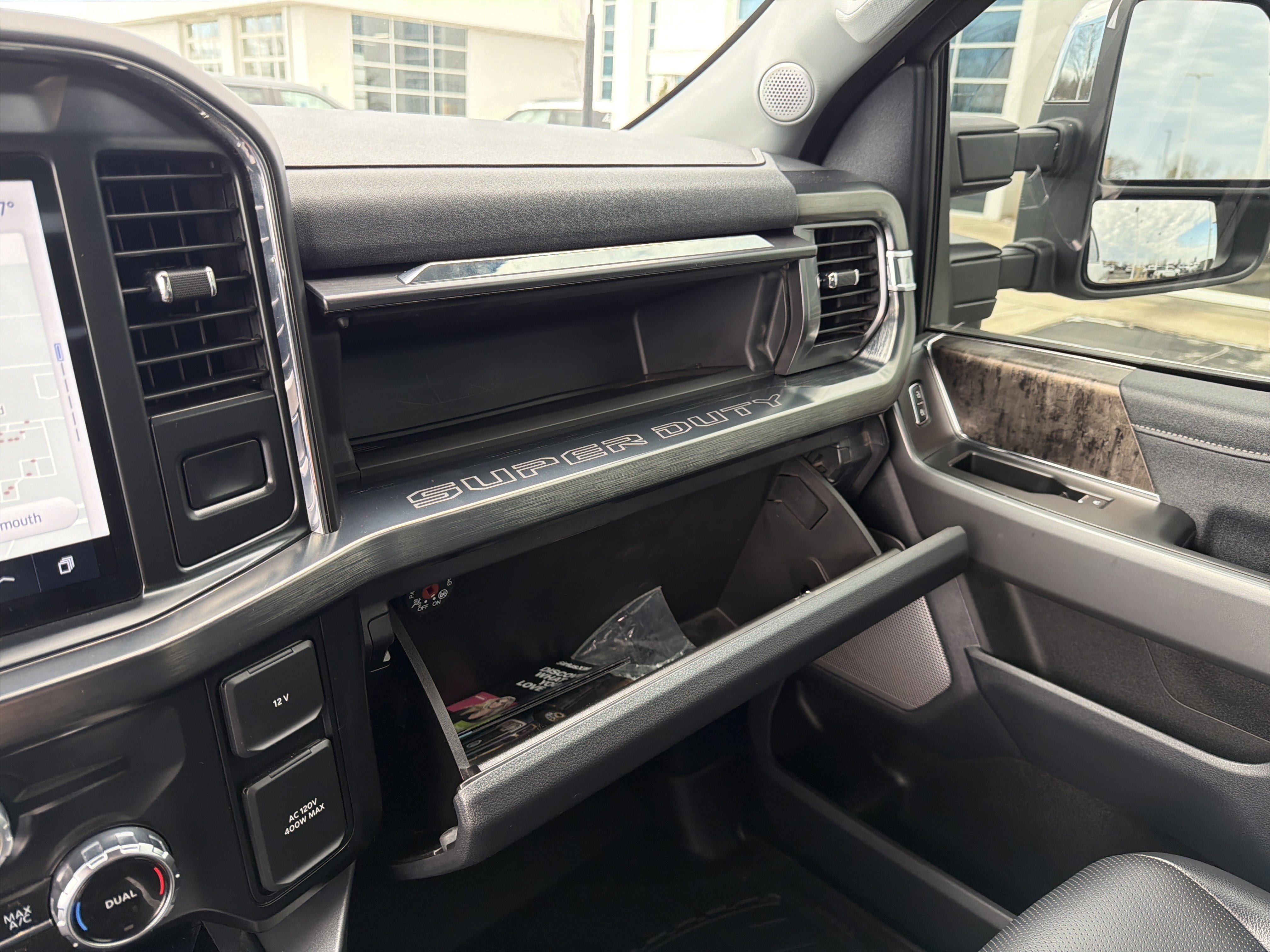 Used 2024 Ford F250 Lariat w/ Lariat Ultimate Package image 53