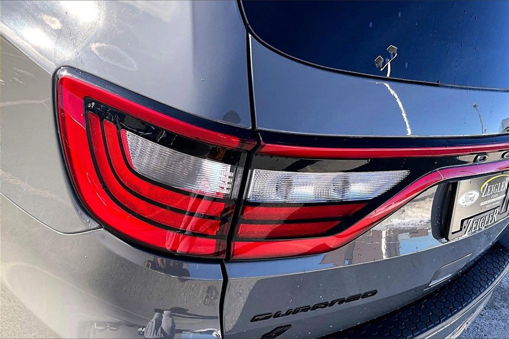 Used 2022 Dodge Durango R/T w/ Blacktop Package image 30