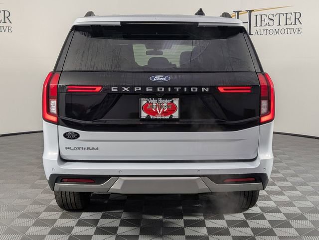 Used 2025 Ford Expedition Platinum image 6