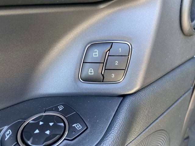 Used 2024 Ford Expedition Limited image 18