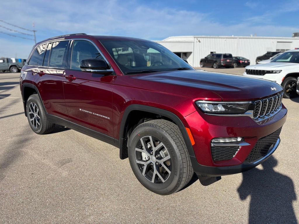 New 2025 Jeep Grand Cherokee Limited image 3