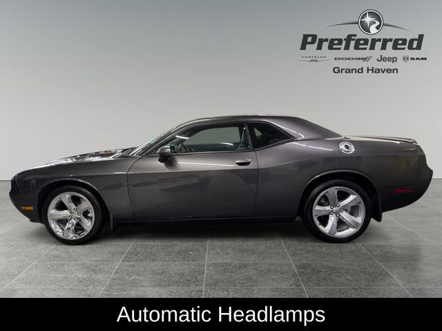 Used 2014 Dodge Challenger SXT Plus image 10