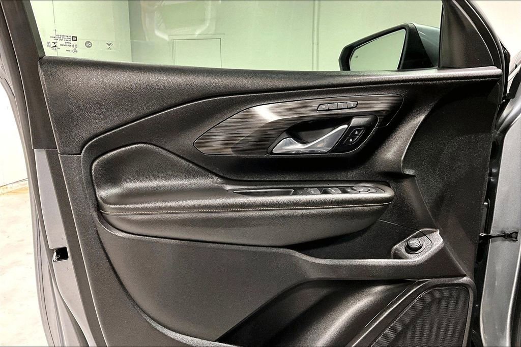 Used 2021 GMC Terrain SLT image 20