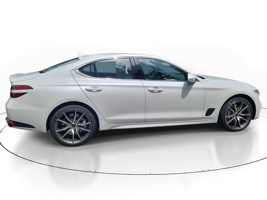 New 2026 Genesis G70 2.5T RWD image 2