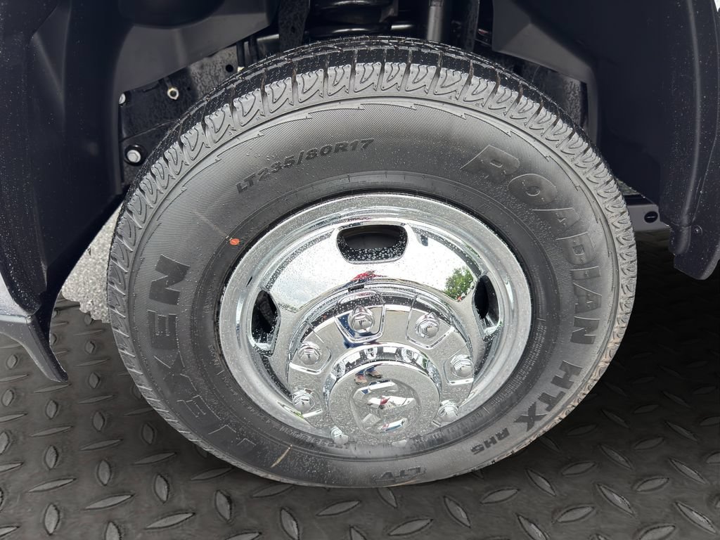 New 2026 RAM 3500 Tradesman w/ Chrome Appearance Group A AWD/4WD image 15