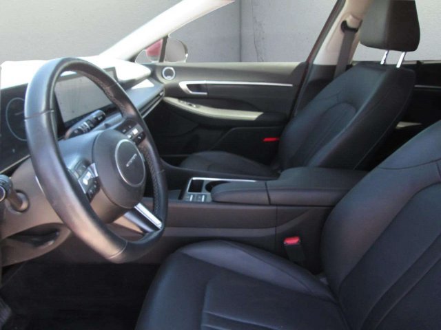 Used 2026 Hyundai Sonata Limited FWD image 14