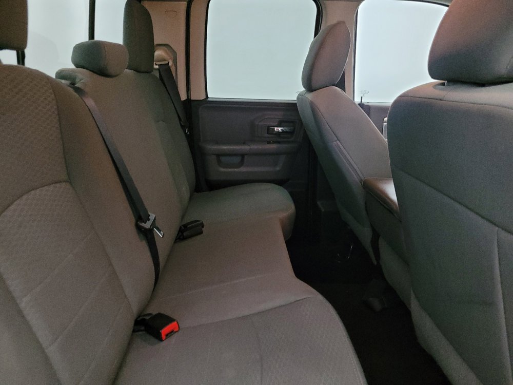 Used 2016 RAM 1500 Classic SLT image 19