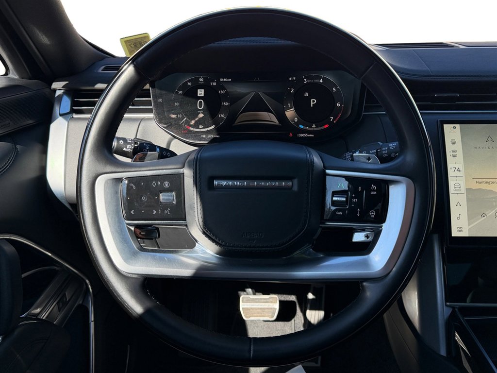 Used 2024 Land Rover Range Rover Long Wheelbase SE image 11